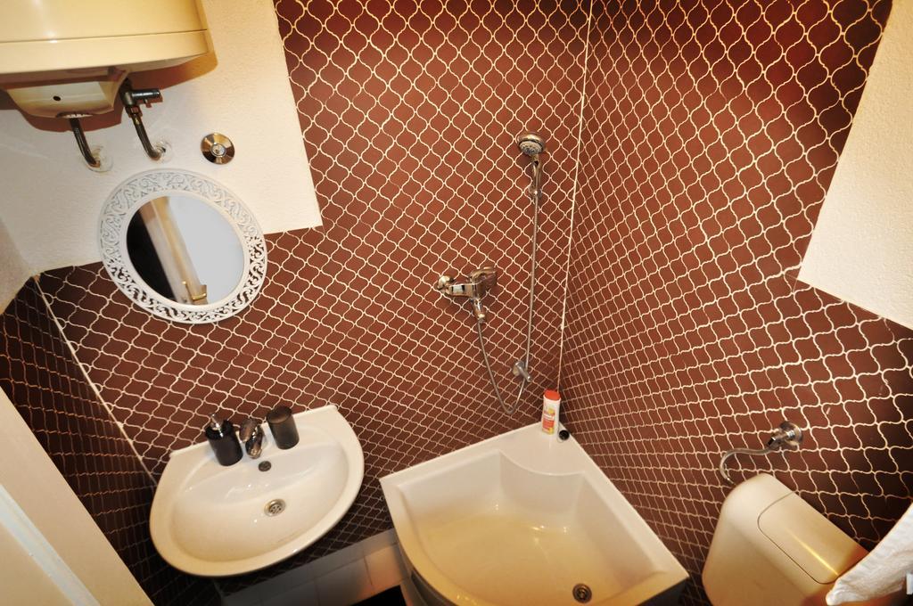 Studio Ella Apartment Сараево Стая снимка