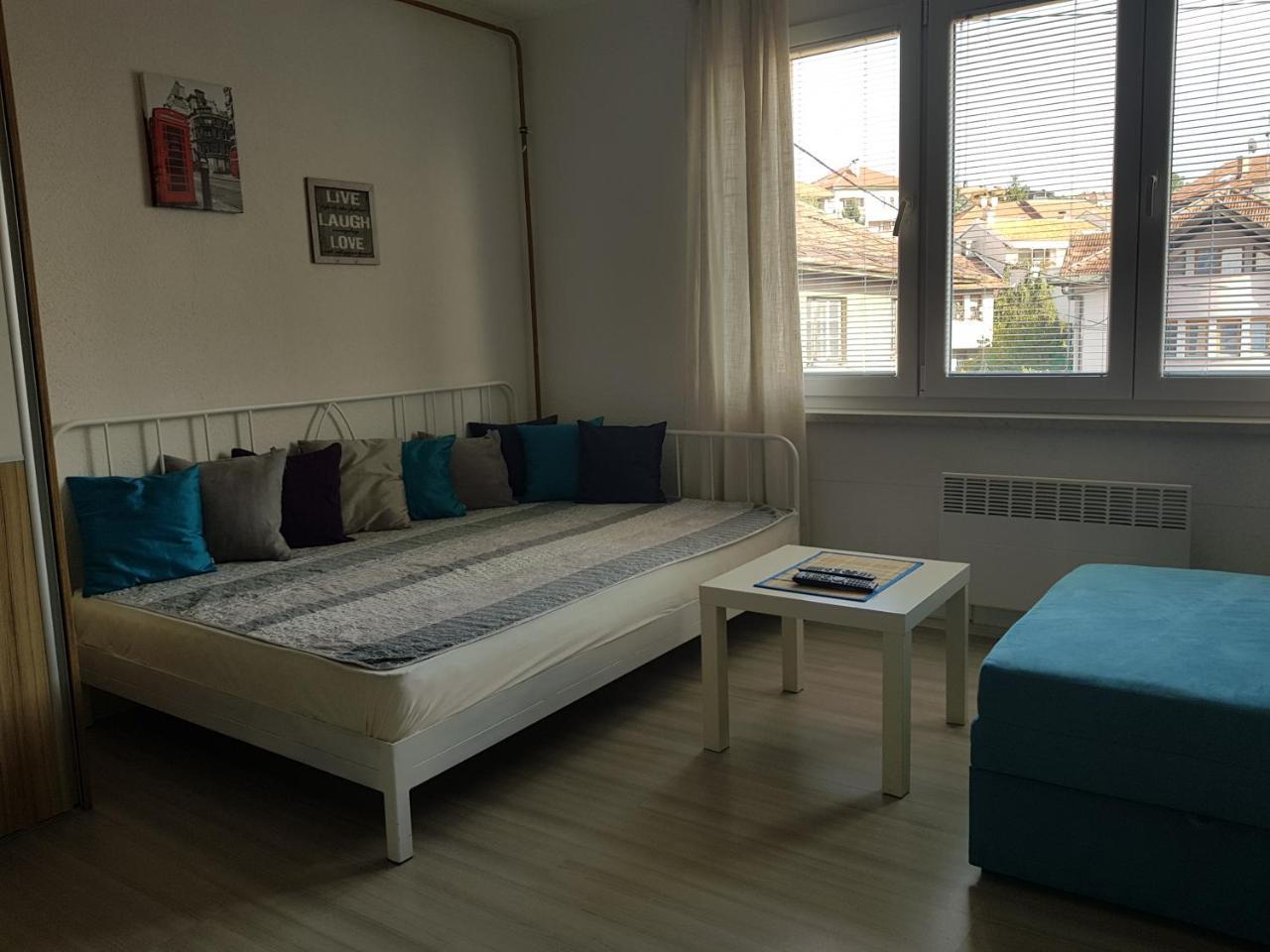 Studio Ella Apartment Сараево Екстериор снимка