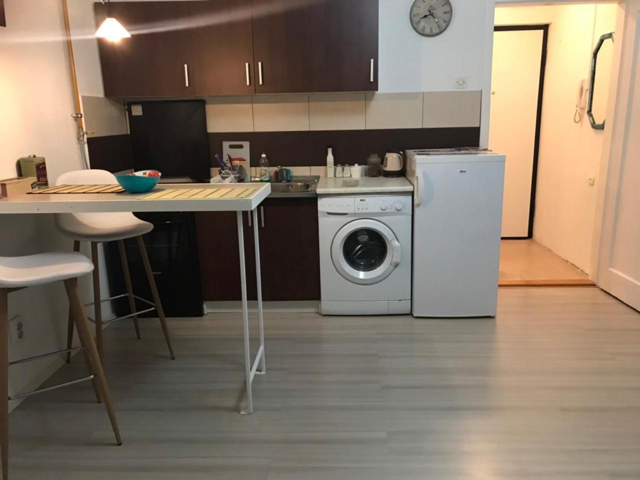 Studio Ella Apartment Сараево Екстериор снимка